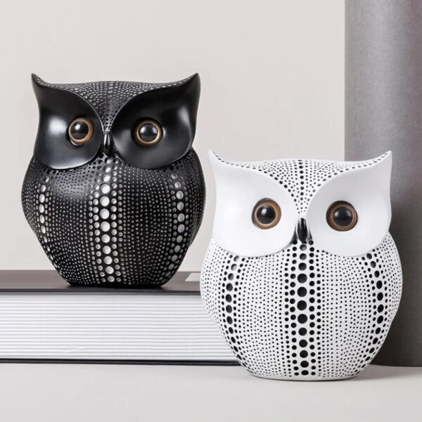 Resin Owl Statue for Decoration 15cm